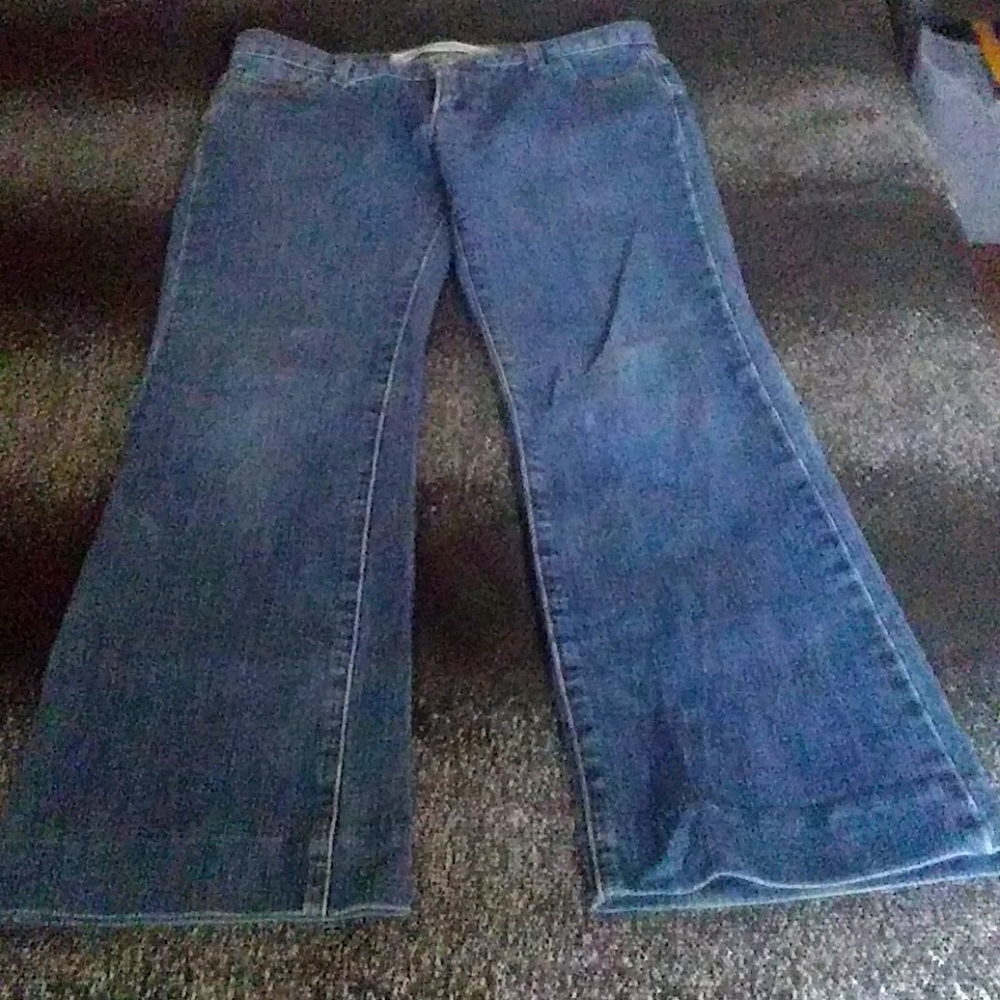 Women's jeans